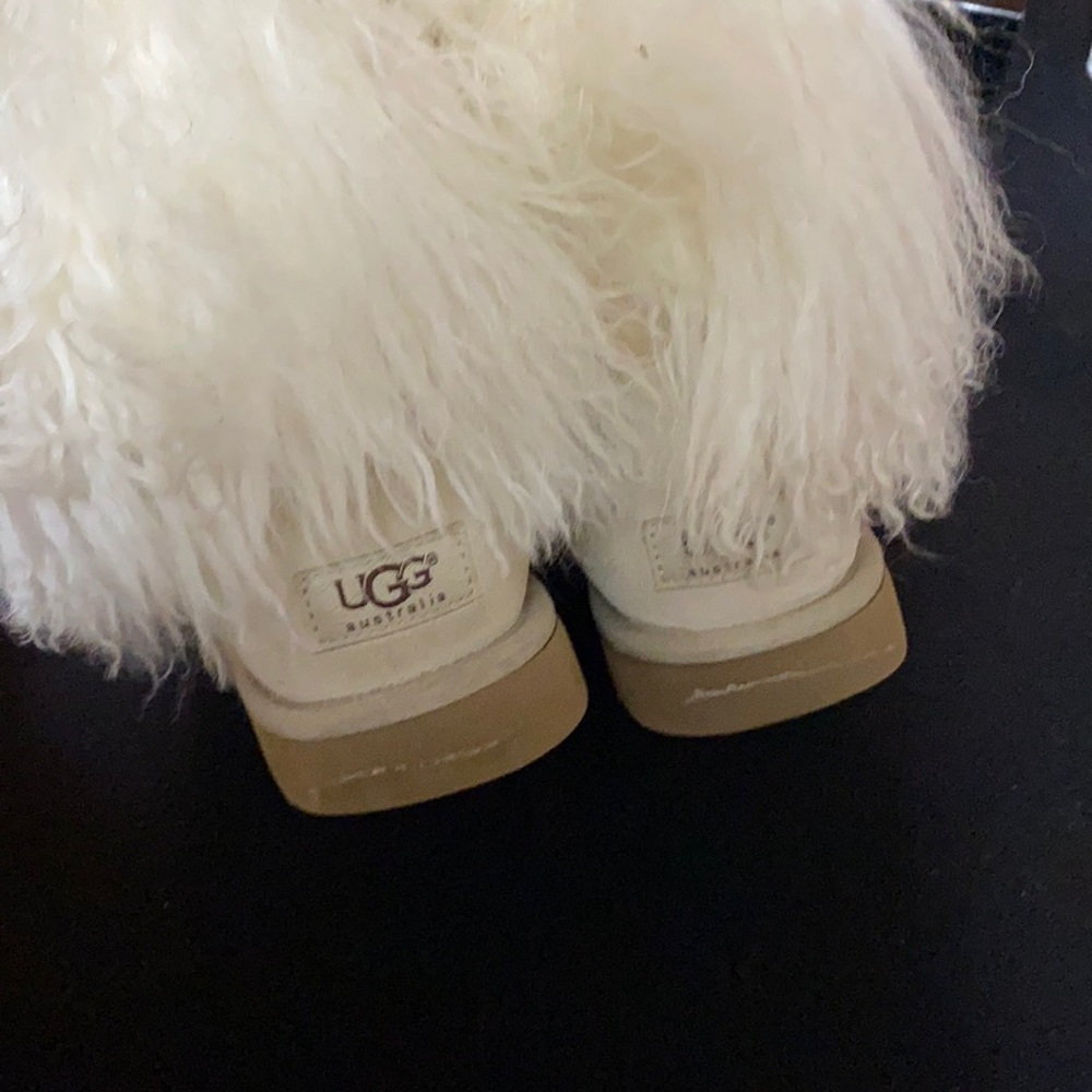 Fuzzy- Ugg boots
